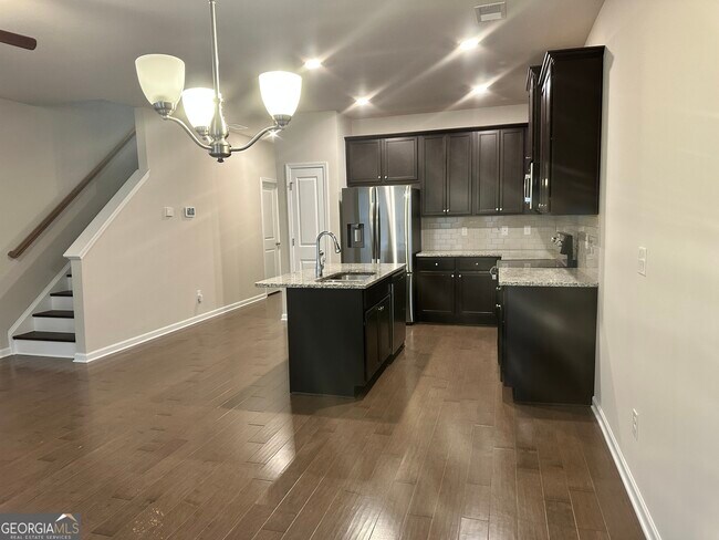 Foto del edificio - 7062 Mimosa Blf