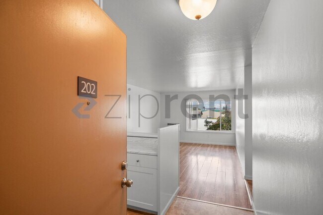 Foto del edificio - Unit 202
