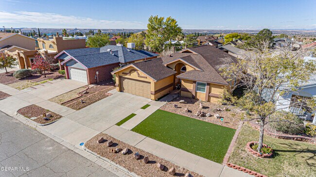 Building Photo - 1123 Night Hawk Dr