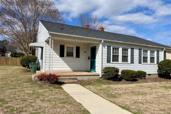 Building Photo - 205/207 WATER STREET