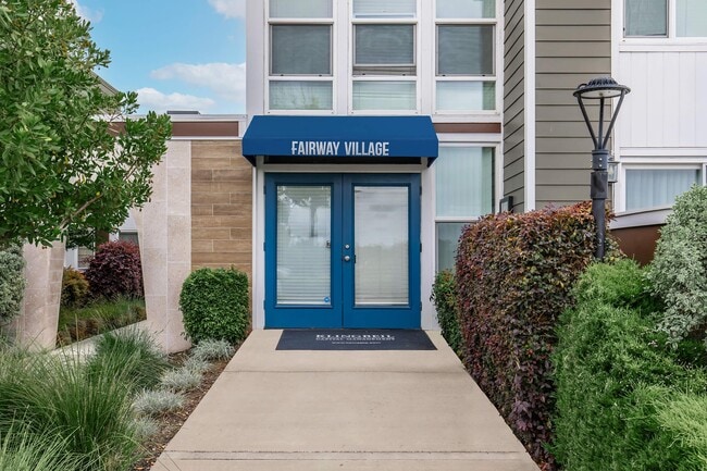 Building Photo - Fairway Village