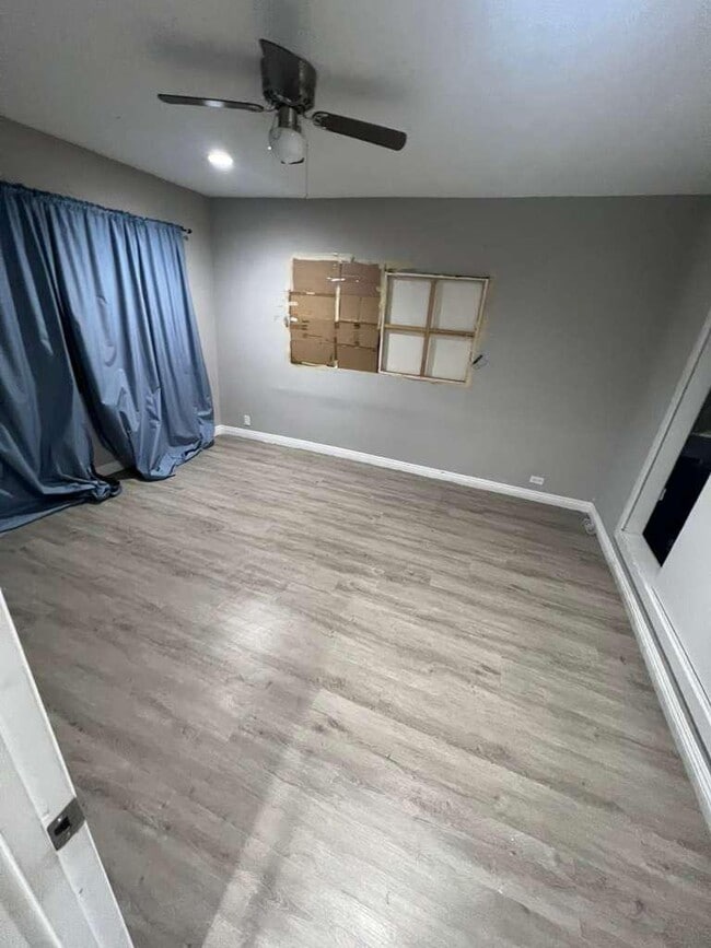 Foto del edificio - 1542 Ricardo St