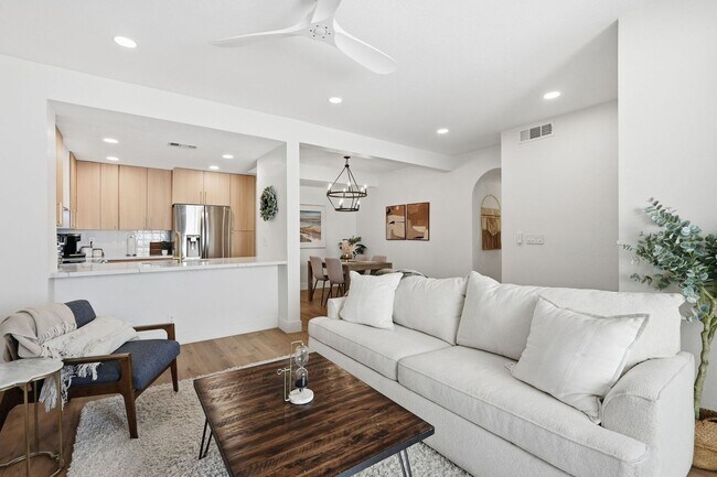 Foto del edificio - First-Floor 2-Bedroom Condo | The Racquet Club – Scottsdale