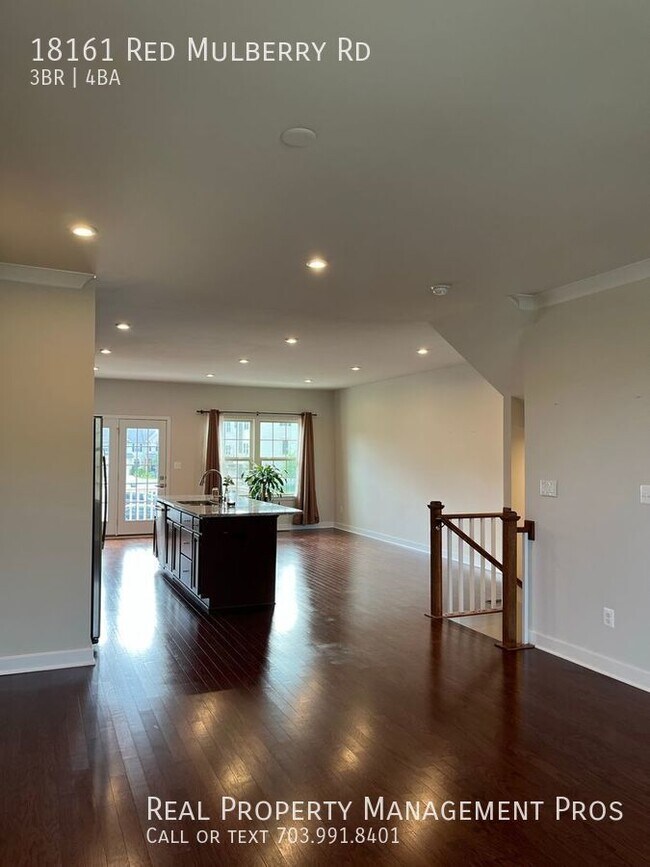 Building Photo - Qualify for a zero deposit? Minutes to I95