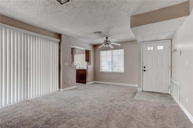 Building Photo - 4860 Nara Vista Way