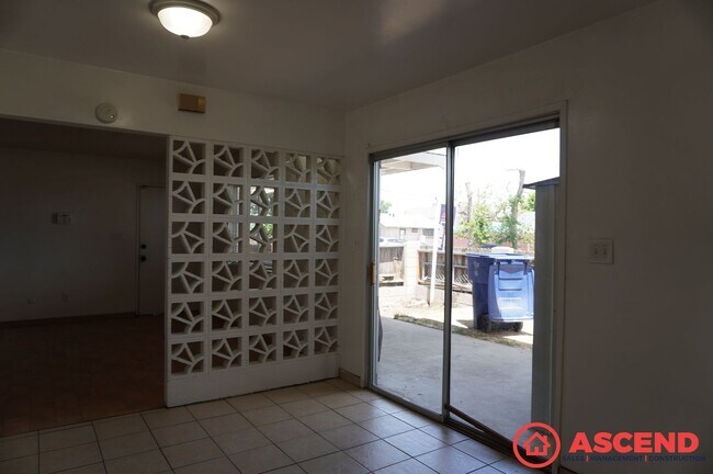 Foto del edificio - 1500-1504 Owens Street