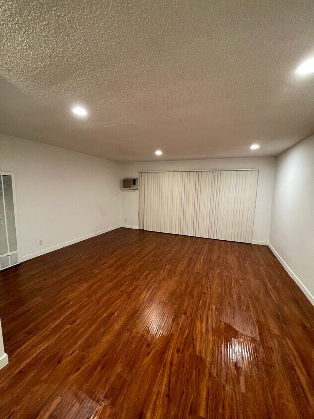 Foto principal - 1850 Taft Ave