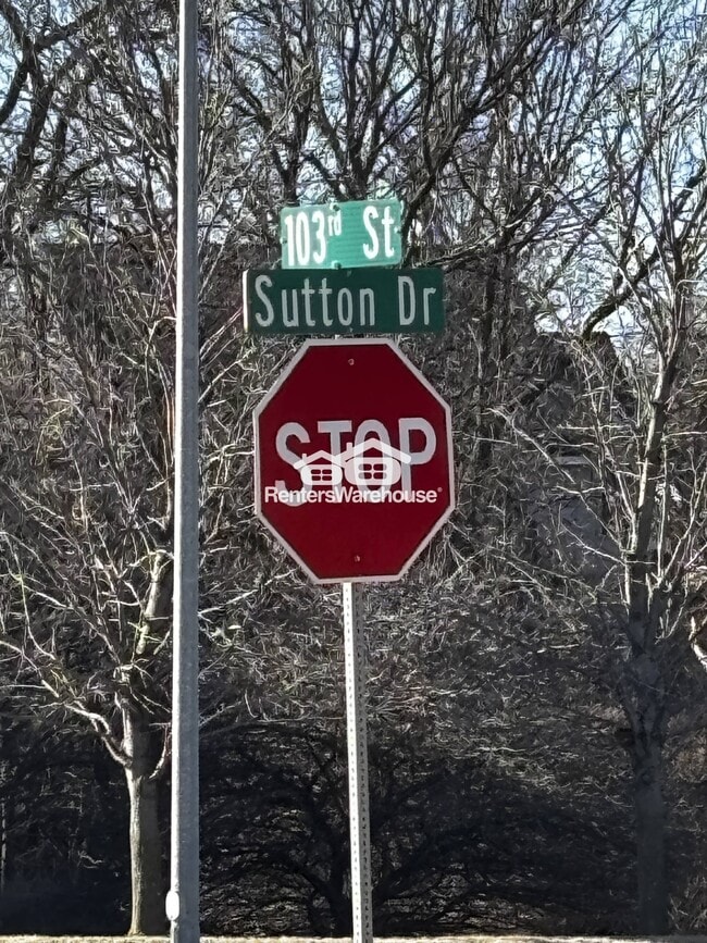 Foto del edificio - 10151 Sutton Pl