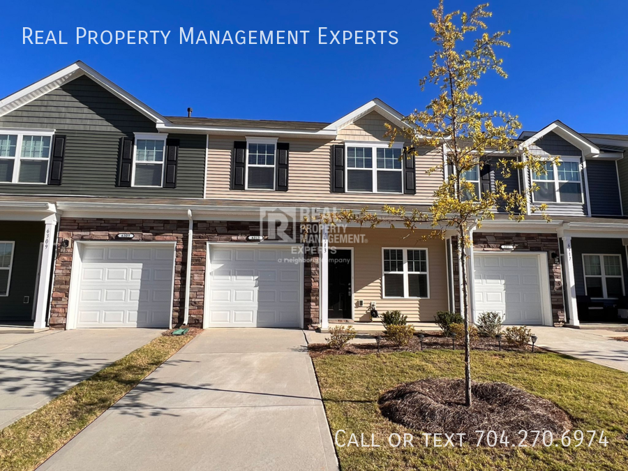 Primary Photo - Beautiful 3BR 2.5BA Townhouse in Charlotte!