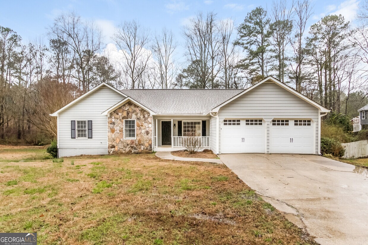 Foto principal - 150 Cedar Creek Ct