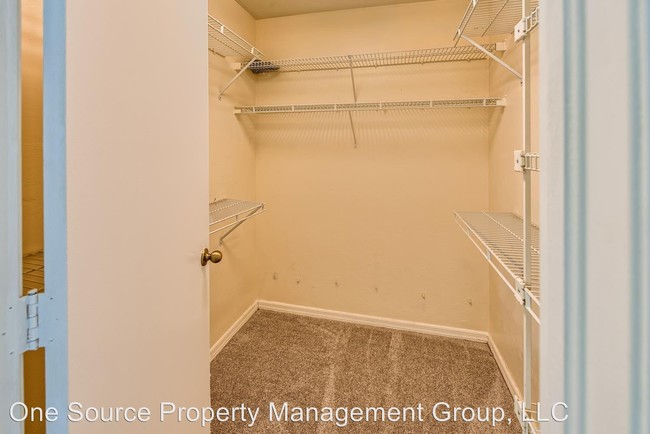 Building Photo - 3 br, 2 bath House - 2370 River Reach Dr