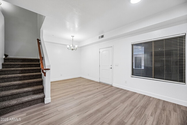 Foto del edificio - 4608 W Maryland Ave