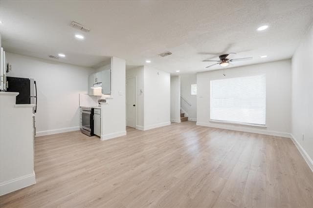 Foto del edificio - 805 W Chambers St