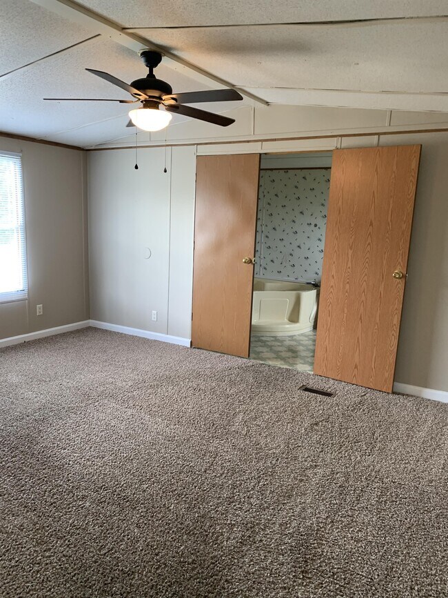 607 Marissa St, Oak Grove, KY 42262 House Rental in Oak Grove, KY