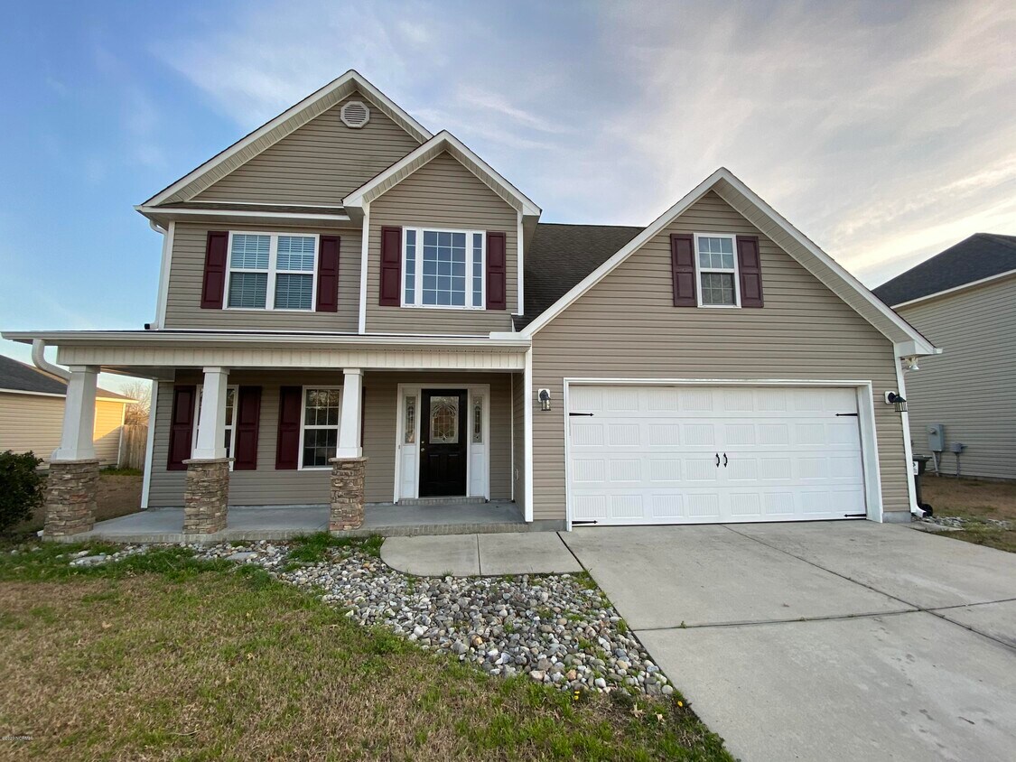 Foto principal - 2817 Weathersby Dr