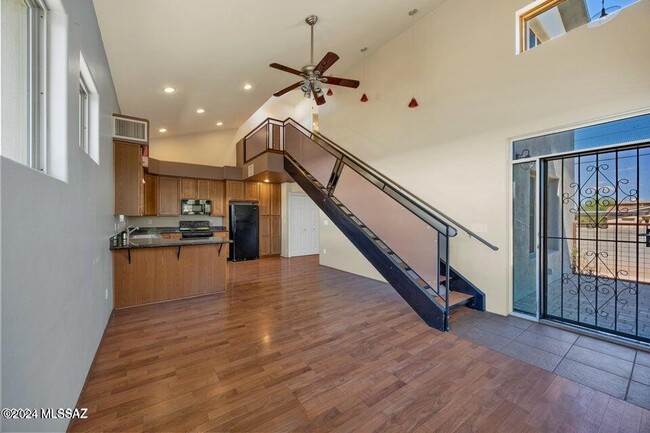Foto del edificio - 1231 E Linden St