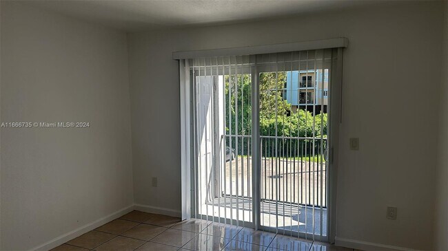 Building Photo - 15430 SW 284th St