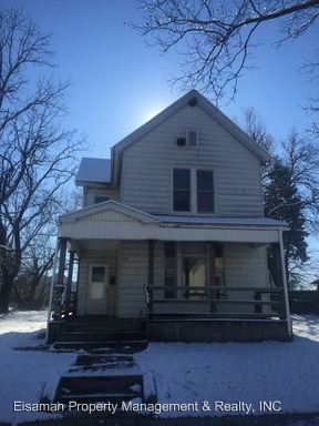 Primary Photo - 240 E Butler St