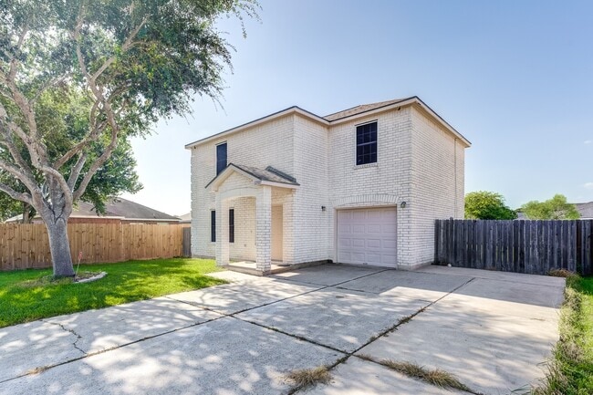 Building Photo - 12507 Rio Bravo St