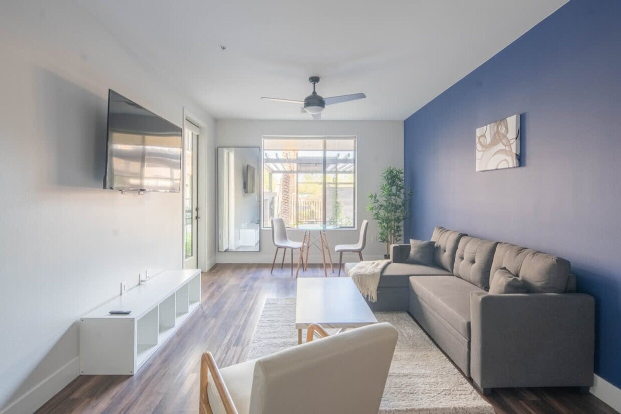 Foto principal - 701 W Rio Salado Pkwy