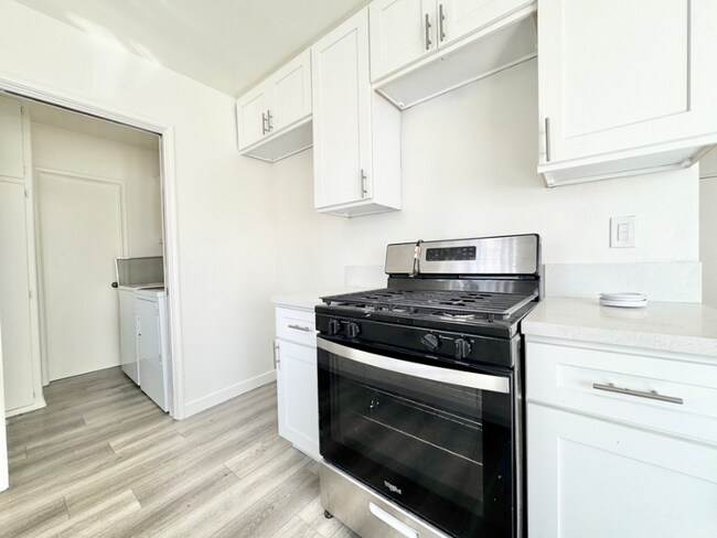 Foto del edificio - 636 Aerick St