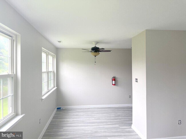 Building Photo - 148 Willow Turn