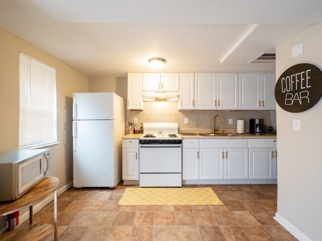 Building Photo - 3190 Quincetree Ln