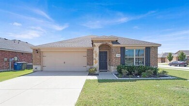 Building Photo - 1501 Chrome St