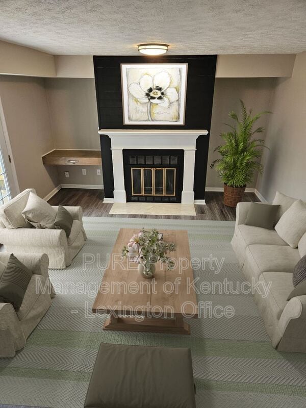 Primary Photo - 2904 Alydar Ct