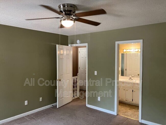 Foto del edificio - 4717 Cheshire Cir
