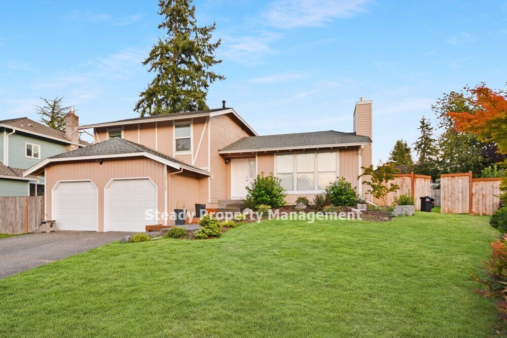 Foto principal - Beautiful, Remodeled Home - Fairwood Area