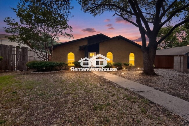 Building Photo - 913 Overdowns Dr
