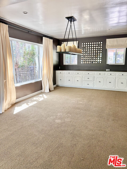 Foto del edificio - 503 N Greencraig Rd