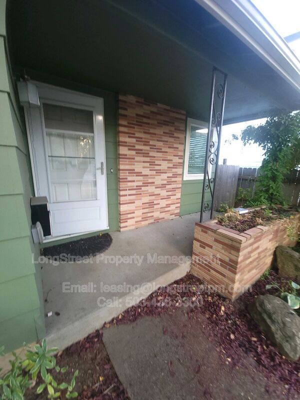 Foto del edificio - 4516 SE 65th Ave