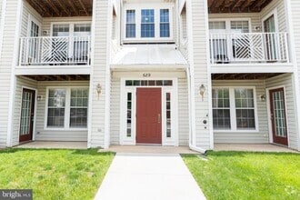 Building Photo - 689 Winding Stream Way