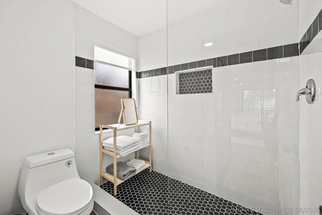 Foto del edificio - 13105 Belhaven Ct