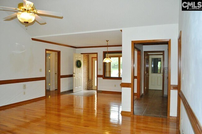 Foto del edificio - 305 Willowood Pkwy