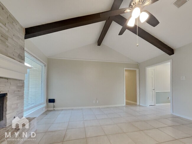 Foto del edificio - 4003 Highknoll Ln