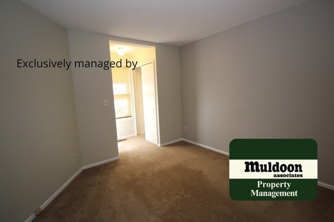 Building Photo - 4543 Castlepoint Dr