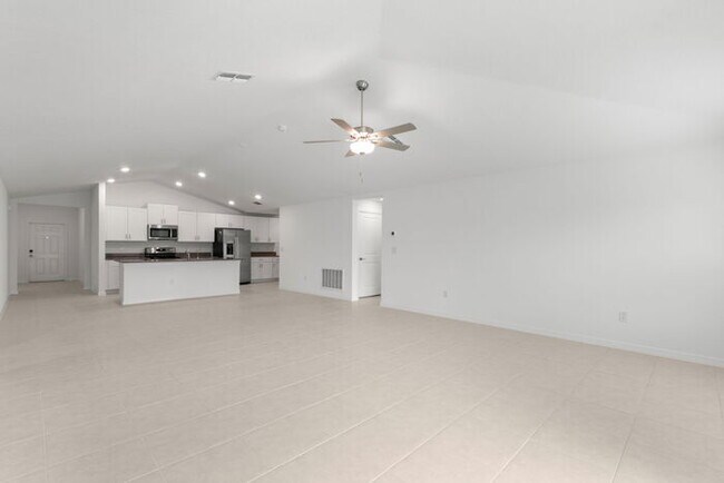 Foto del edificio - Brand New Home For Rent in North Park Isle!