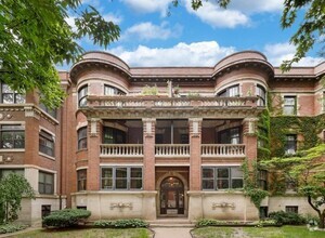 Building Photo - 5508 S Hyde Park Blvd