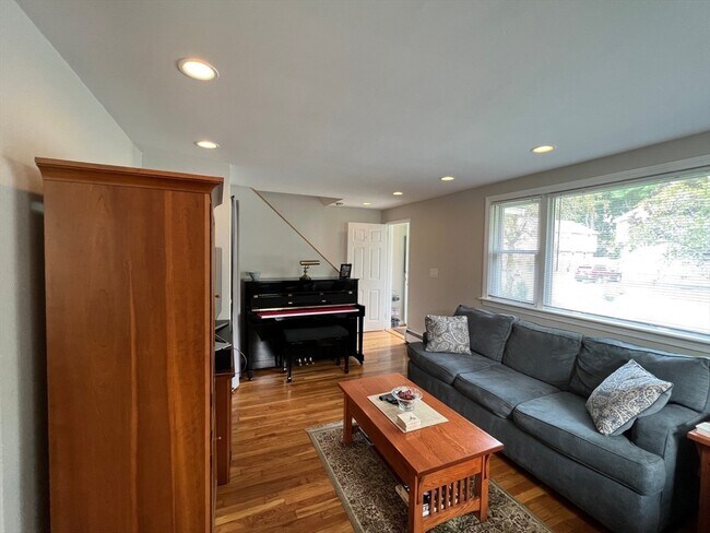 Foto del edificio - 20 Garland Ave