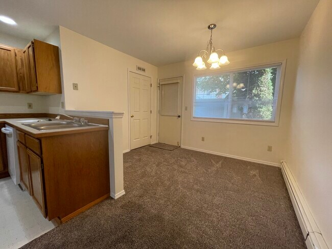 Hermoso apartamento en condominio - 209 East 18th Ave #33