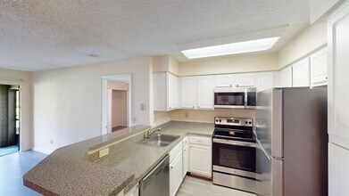 Interior Photo - Seabrook