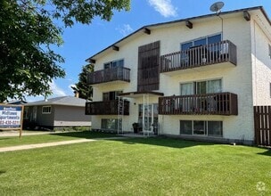 Building Photo - Midtown Apts