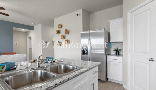 Foto del edificio - 9448 Golden Tree Ave
