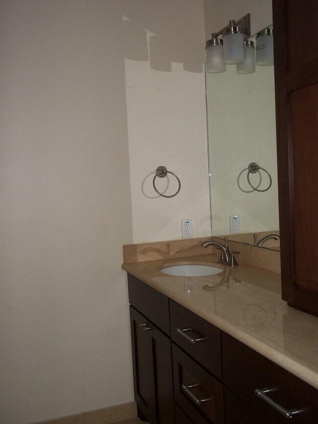 Foto del edificio - 401 Willard St