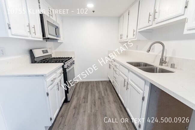 Building Photo - 10755 Kling St