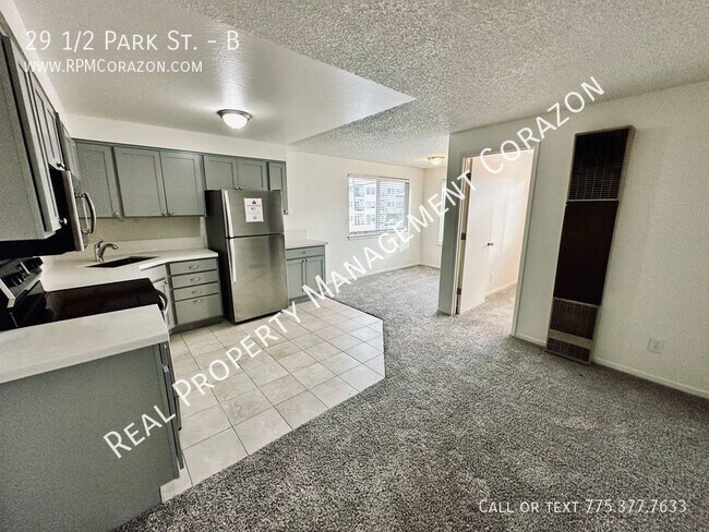 Foto del edificio - Upstairs 2 Bed, 1 Bath Apartment in Reno F...