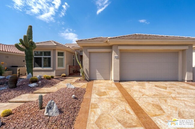 Building Photo - 78139 Elenbrook Ct